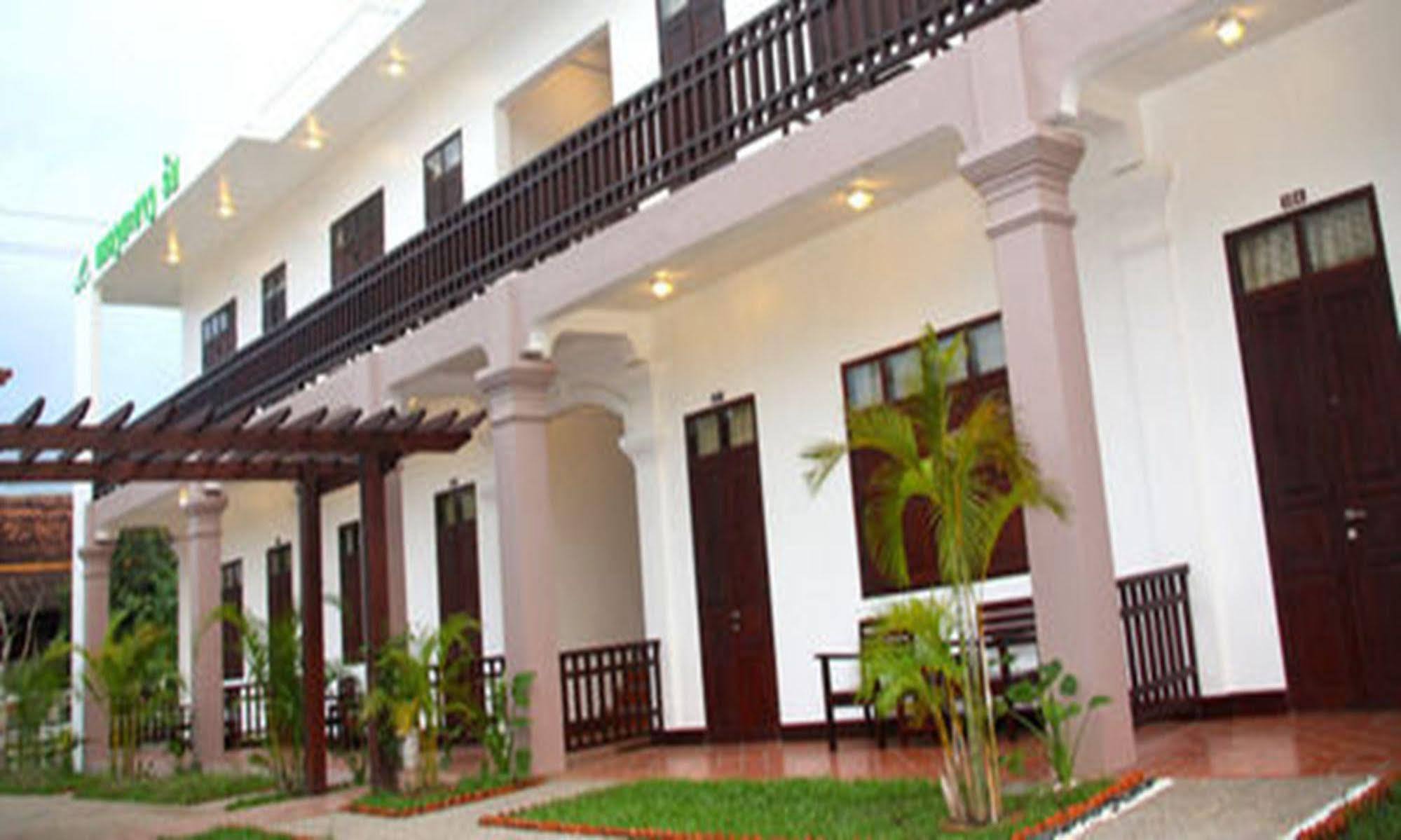Luang Prabang Inn מראה חיצוני תמונה