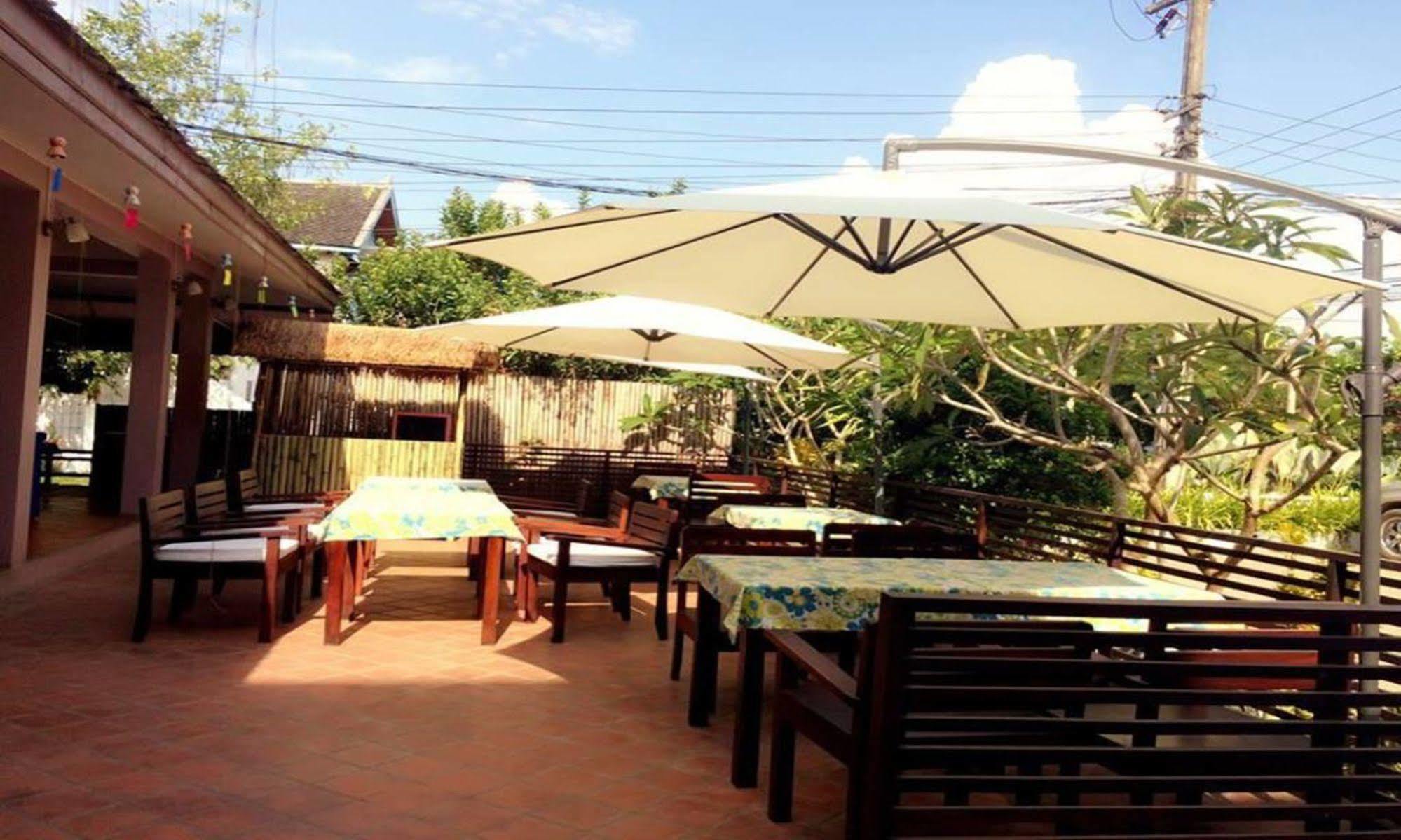 Luang Prabang Inn מראה חיצוני תמונה