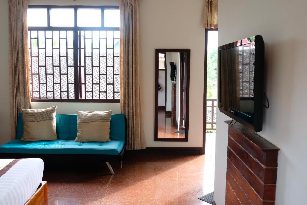 Luang Prabang Inn מראה חיצוני תמונה